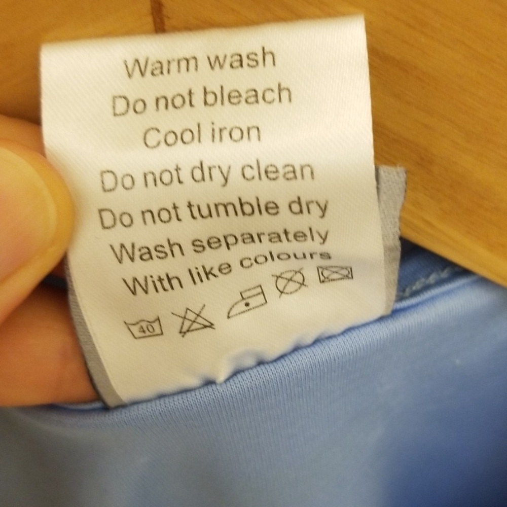 NWOT New Balance running top - Picture 4 of 4